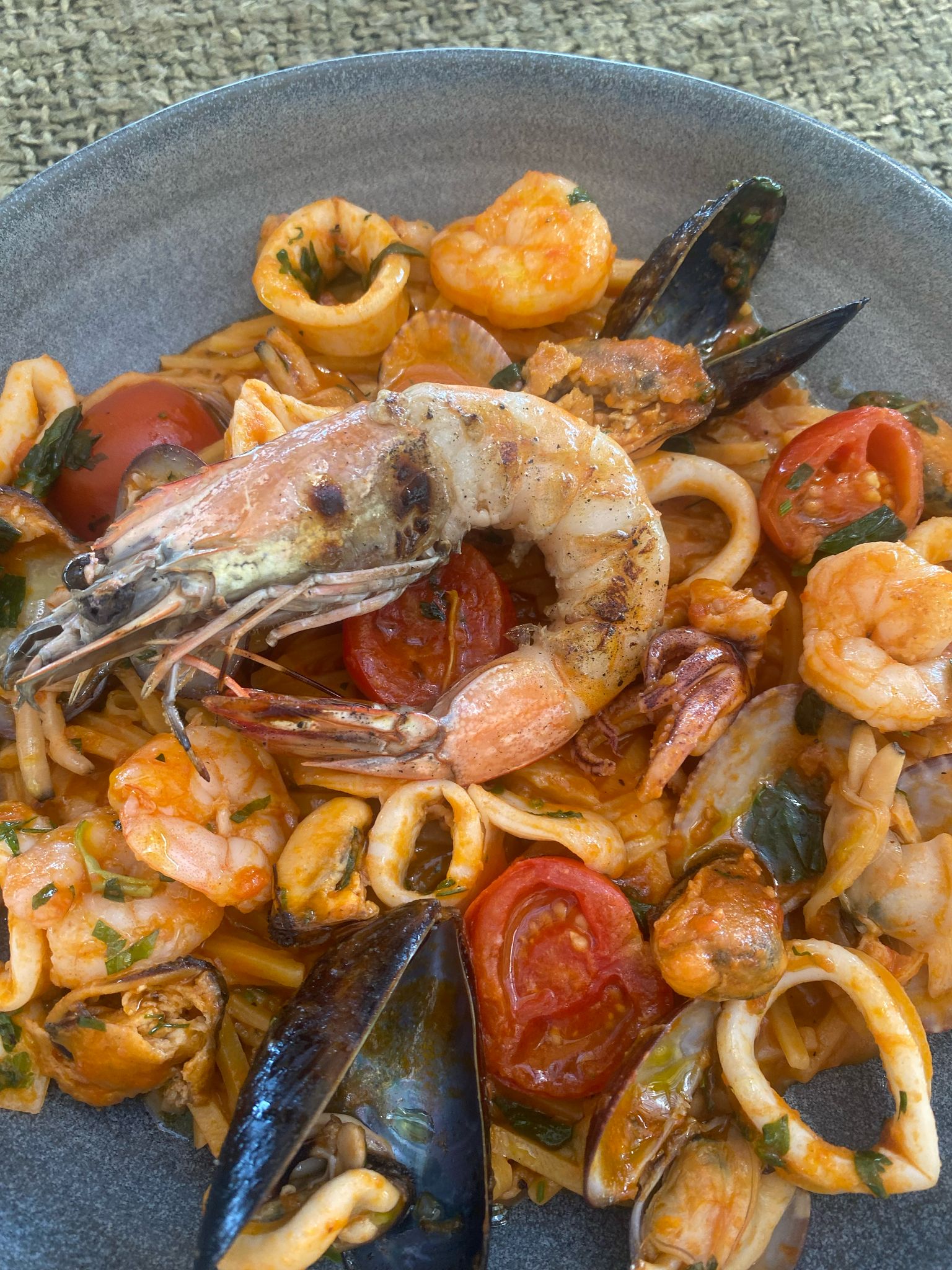 DENİZ MAHSÜLLÜ KÖY ERİŞTE 